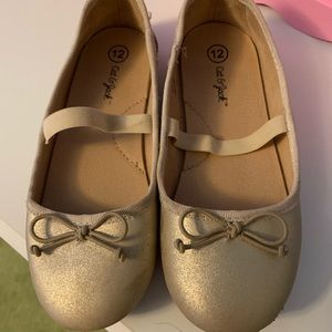 Gold toddler dress shoes size 12